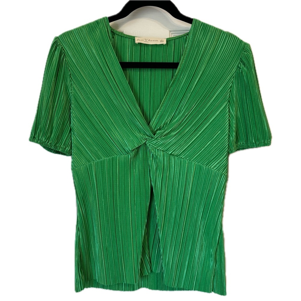Fair Haven Green Solid Plissè Crinkle V Neck Knotted Short Sleeve Blouse Small